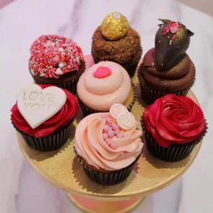 Valentines Mixed Cupcakes Box