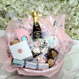 Bee's Bakehouse Hamper