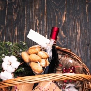 Christmas Jamaican Rum Cake Mulled Wine Hamper